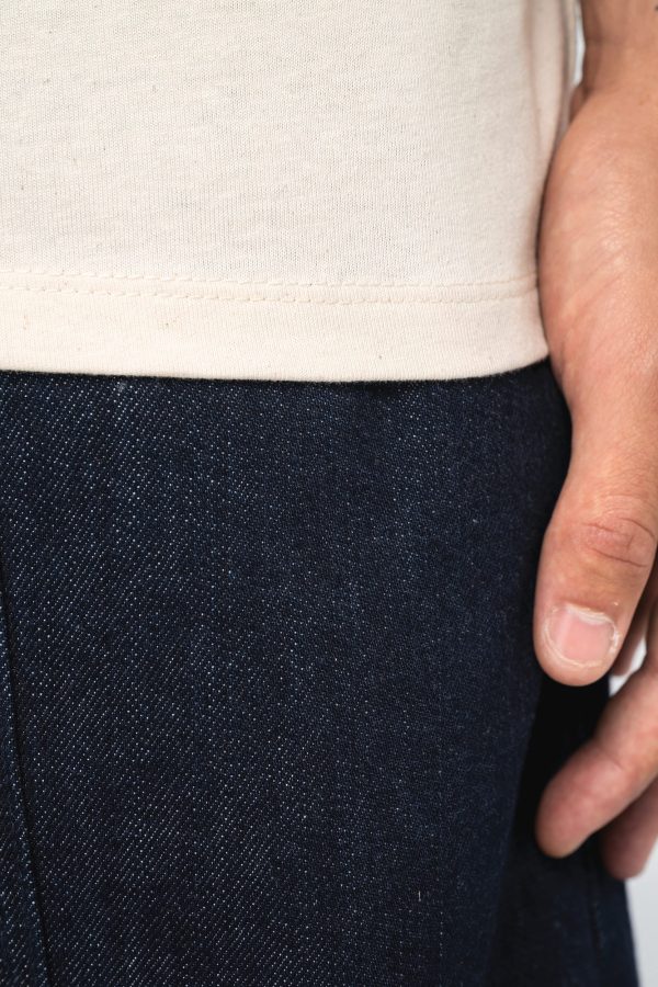 Detalle tejido crudo Camiseta cristiana Todavía en obras, detalle del tejido